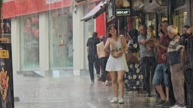 Meteorolojiden 23 ile kuvvetli sağanak uyarısı. 3 bölgede rüzgar sert esecek