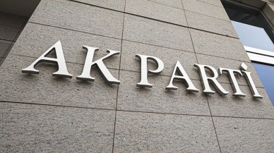 AK Parti'de flaş istifa. Başkan affını istedi
