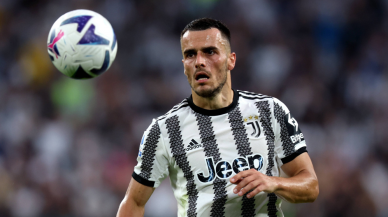 Juventus açıkladı: Kostic Fenerbahçe'de