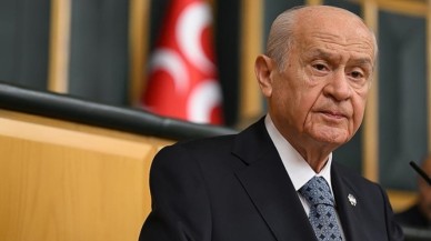 Bahçeli’den net mesaj: "DEM'li vekillerle tokalaşmam,  gerekeni yaptım"