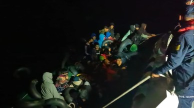 İzmir de 41 düzensiz göçmen kurtarıldı!