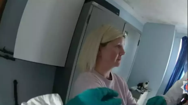 İngiltere'de tüyler ürperten cinayet: Anne ve babasını öldürüp cesetlerini yıllarca sakladı!