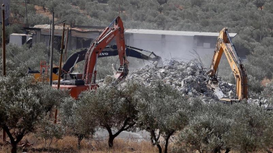 İsrail Ordusu,  Batı Şeria’da Filistinlilere Ait 5 Evi Yıktı