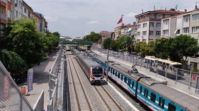 Marmaray'da acı olay: Raylara atlayan kişi hayatını kaybetti