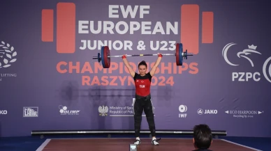 Milli halterci Aysel Özkan’dan Avrupa Şampiyonası’nda bronz madalya!