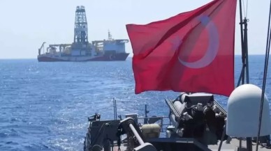 Türkiye,  İsrail'in bomba yağdırdığı ülke için harekete geçti!