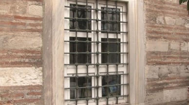 439 Yıllık Mehmed Ağa Camii’ne PVC Pencereler: Tarihi Doku Tahrip Edildi!