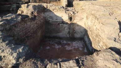 Antik Tiyatroda Önemli Keşif: Su Depolama Havuzu Gün Yüzüne Çıktı!