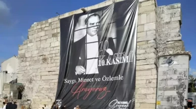 Asılan 10 kasım posteri ortalığı karıştırdı!