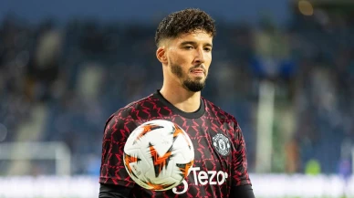 Galatasaray Altay Bayındır'ı kadrosuna katacak!