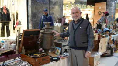 İzmit’te "Antika ve El Sanatları Festivali" Nostalji Tutkunlarını Buluşturdu
