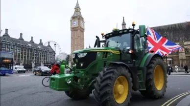 İngiltere’de çiftçilerden traktörlü protesto!