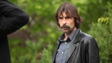 Etimesgut Belediye Başkanı Erdal Beşikçioğlu kıyafet bağış kutularını kaldırttı