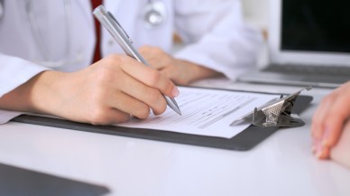 Aile hekimliğinde yeni dönem: Bu işlemler için artık hastanelere gidilmeyecek