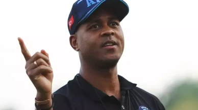 Patrick Kluivert'ın yeni takımı herkesi şaşırttı!