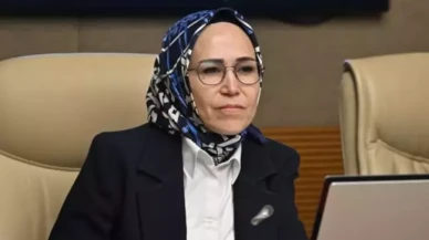 AK Partili Milletvekili  yakındı: "Hemen altına 'zıkkım yiyin' yazıyorlar"