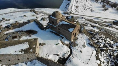 Yüksek Kilise: Tarihi ve Doğal Güzelliklerin Buluşma Noktası