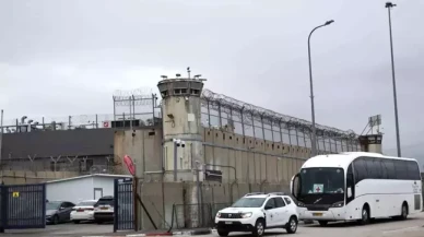 İsrail,  620 Filistinli tutuklunun serbest bırakılmasını erteledi!