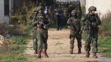 İsrail güçleri Batı Şeria'da 25 kişiyi gözaltına aldı