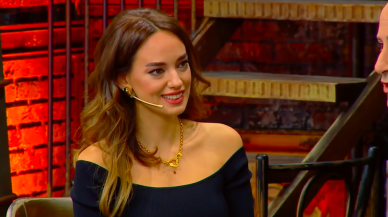 Ünlü oyuncu Seda Bakan,  o markanın etkinliğine gidince tepki çekti!