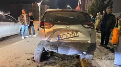 Babasının arabasını kaçıran çocuk mahalleyi savaş alanına çevirdi