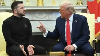 Trump,  takım elbise giymeyen Zelenskiy'nin kıyafetine taktı