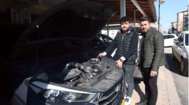 Suriyeliler araç piyasasını düşürdü! 100 bin TL daha ucuza satıyorlar