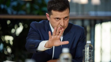 Zelenski'ye basın toplantısında sürpriz telefon geldi