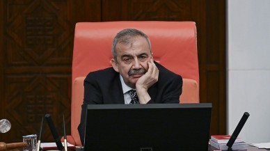 Kalp krizi sonrası ameliyata alınan Sırrı Süreyya Önder'den haber var!