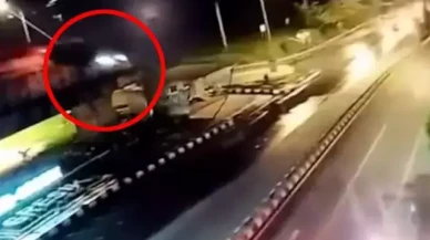 Google Haritalar'ı takip eden sürücü,  köprüden uçtu