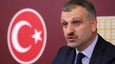 Cumhurbaşkanı Başdanışmanı Saral'dan Kıbrıs'taki imama destek