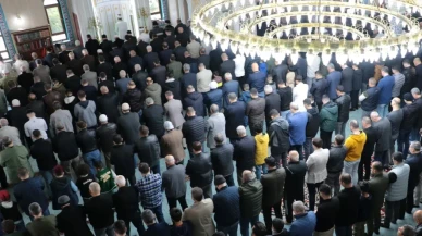 İstanbul İl Milli Eğitim Müdürlüğünden liseliler için 'cuma namazı' talimatı