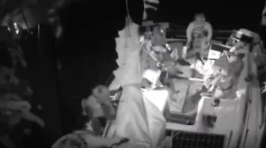 İsrail ordusu, Özgürlük Filosu'na saldırıp aktivistleri alıkoydu