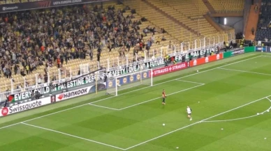 Kadıköy'de Gazze pankartı: Filistin'deki her çocuk...