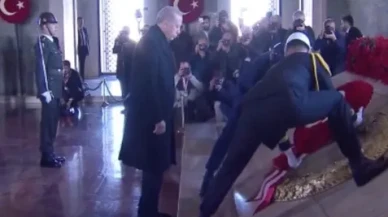 Cumhurbaşkanı Erdoğan ve devlet erkanı Anıtkabir’i ziyaret etti