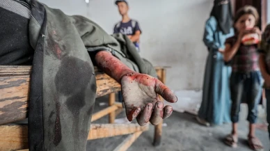 İsrail Gazze'de 2 yılda 20 bini aşkın çocuk öldürdü