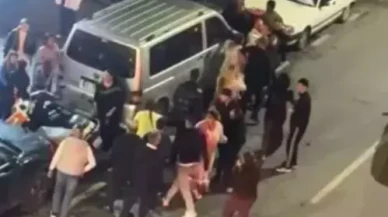 Düğün salonunda laf atma kavgası: İki aile birbirine girdi