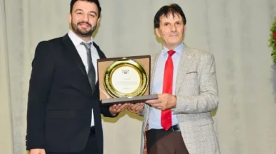 Yalçın Sevim’e Büyük Onur: Yılın En Başarılı Şairi