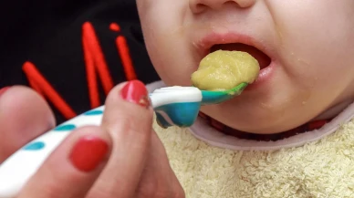 Bebekler hastanelik oldu! Ünlü bebek maması markası ürünlerini geri çağırdı