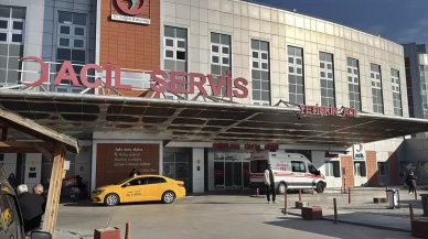 Eskişehir'de 15 yaşındaki öğrenci gıda zehirlenmesi şüphesiyle hastaneye kaldırıldı