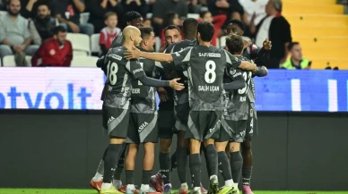 Beşiktaş, Antalyaspor deplasmanında 3-1 galip geldi