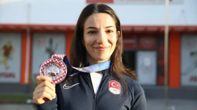 Milli güreşçi Evin Demirhan’ın Babası hayatını kaybetti