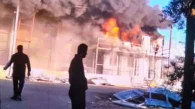 Aksu'da bahçe mobilyaları deposunda korkutan yangın