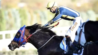 Cumhuriyet Koşuları Ankara Hipodromu’nda nefes kesti