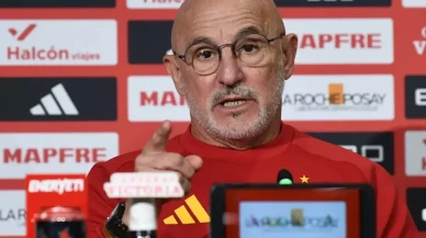 İspanya teknik direktörünün Türkiye maçı sonrası yaptığı hareket gündem oldu