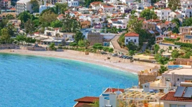 Türkiye Donarken O İlimizde Yaz Havası: Konyaaltı’nda Sahiller Doldu