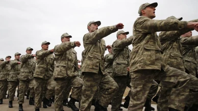 İş dünyasından 'Meslek liseleri askerlikten muaf olsun önerisi'