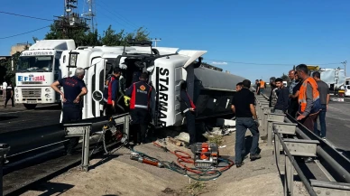 Mardin'de feci kaza! Tanker devrildi: 1 ölü 1 yaralı
