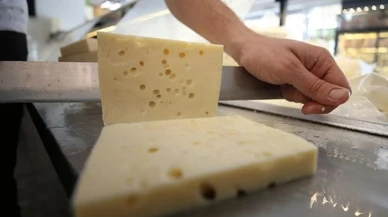 Zincir marketlerde satılan peynir markası yaptığı hileyi kabul etti