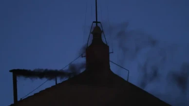 Vatikan'da siyah duman: Papa seçimi sonuçlanmadı